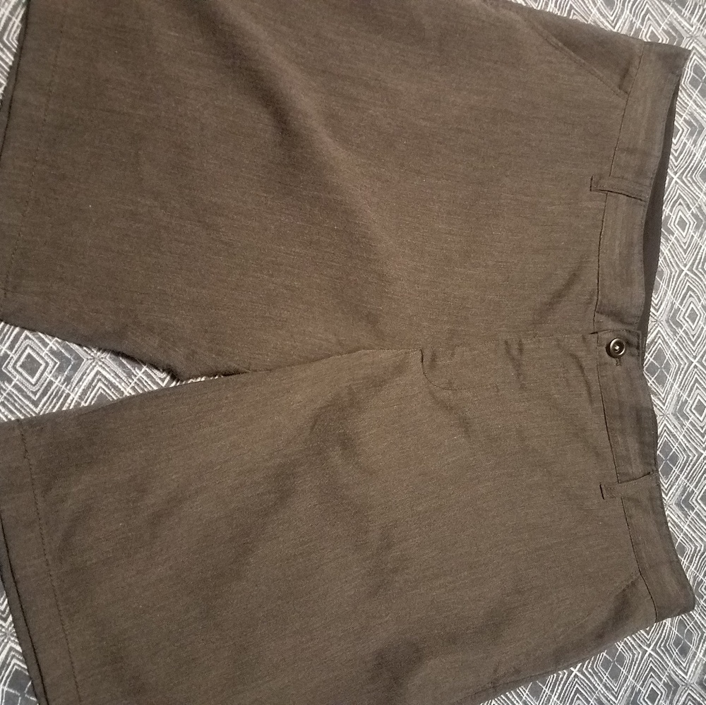 Faded glory flat shorts